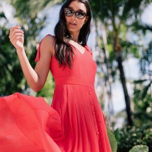 Gal Meets Glam Scarlett Midi Dress